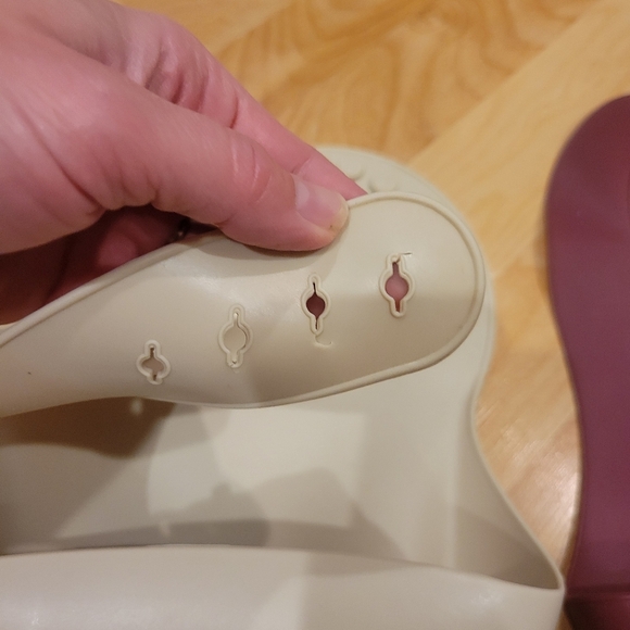 Silicone Baby Bib Bundle - Picture 3 of 7